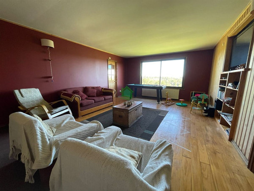 Hermosa Casa En Venta De 5 Dorm. En Osorno