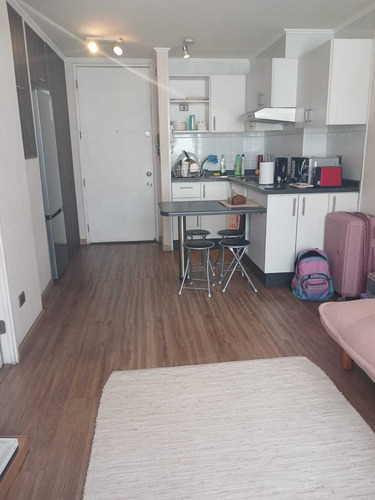Depto. En Arriendo 1d+1b Amoblado (83035)