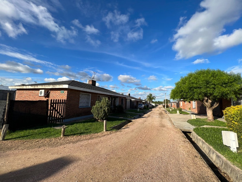 Imagen 20 de 25 de Casa En Pando, 3 Dormitorios, Garaje Para Dos Vehículos