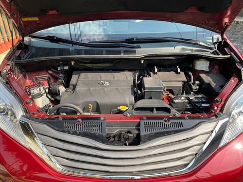 Toyota Sienna 3.5 Xle Mt