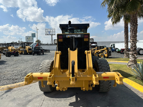 Motoconformadora Cat 140h 2005