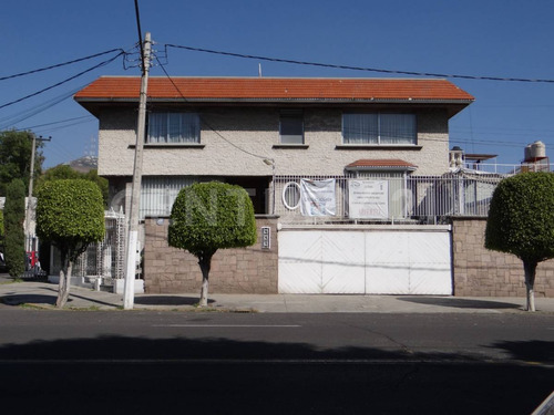 Casa En Venta En Esquina La Rioja San Pedro Zacatenco