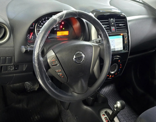 Nissan March 1.6 SL 16V FLEX 4P XTRONIC