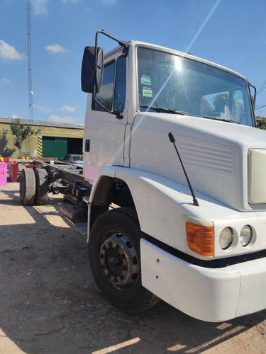 Imagen 3 de 5 de Mercedes Benz L 1318
