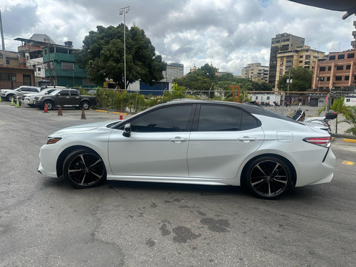 Toyota Camry Xse