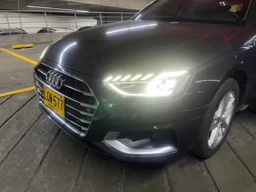 Audi A4 AUDI A4 TFSI MHEV advance TP TURBO
