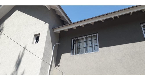 Venta Triplex C/cochera Y Patio En Muñiz!!(s/exp).