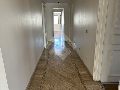Departamento En Venta De 4 Dorm. En Las Condes