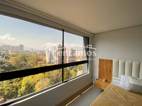 Apartamento En Arriendo En El Tesoro. Cod A776005