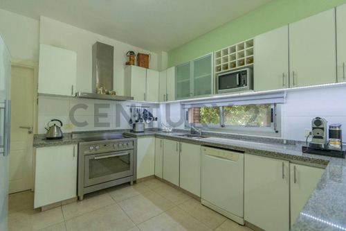 Imagen 20 de 30 de Venta - Casa - Bº La Damasia - San Fernando
