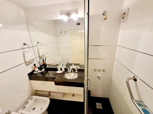 Venta Departamento 3 Dormitorios Con Cochera Y Baulera En Barrio Lourdes Rosario Amenities