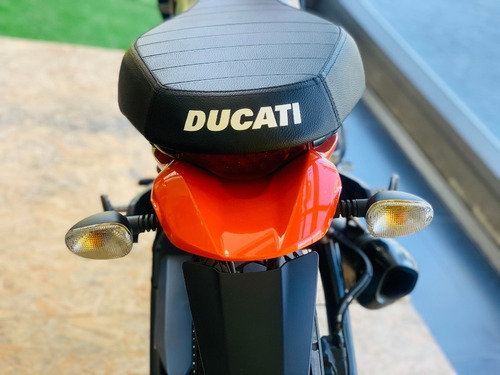 Ducati Scrambler 400 ( Sixty2) / Impecable / C/garantia -