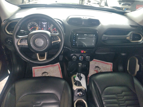 Jeep Renegade 1.8 Flex Aut. 5p
