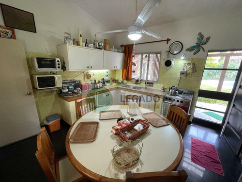 Venta De Casa En Parque Del Plata Sur Con Piscina