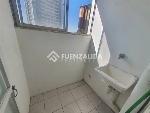Departamento En Venta De 2 Dorm. En San Miguel