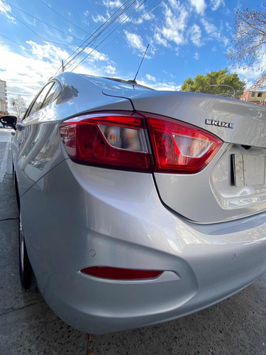 Imagen 21 de 22 de Chevrolet Cruze 1.4t Lt Sedan