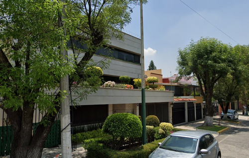 Casa De Adjudicación Bancaria En Venta Ubicada En Circuito Músicos, Ciudad Satélite, Naucalpan De Juárez, Estado De México. Cmr.