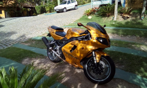 Triumph Daytona 955i