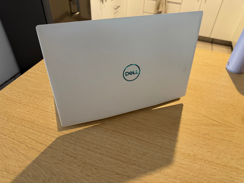 Laptop Dell Gaming G3 15 Core I5 10th Gtx 1650 1tb Ssd Blanco (Usado)