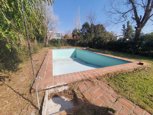 Casa En Venta - 1 Dormitorio 1 Baño - Cochera - 712 Mts2 - Manuel B. Gonnet, La Plata