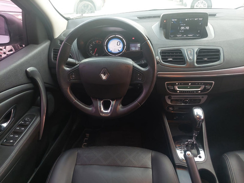 Renault Fluence 2.0 Dynamique Hi-flex 4p
