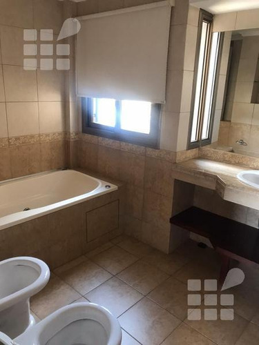 Imagen 8 de 17 de Departamento - La Plata