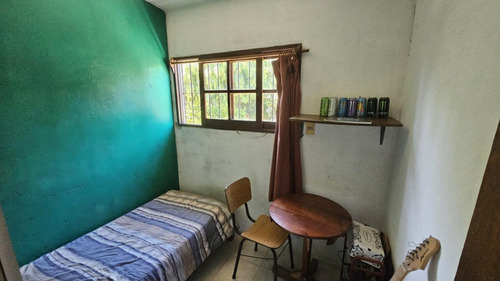 Ml Propiedades Vende, Casa + Taller-galpón En Padrón Único, 3-4 Dormitorios, Próximo A Ruta Interbalnearia Sur Y Avenida Pérez Butler.