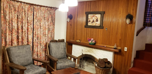 Imagen 5 de 14 de Casa Planta Baja Y Primer Piso 4 Ambientes 2 Dormit 2 Baños