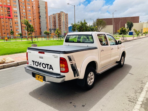 Toyota Hilux 2009 2.7 Gasolina 4x4