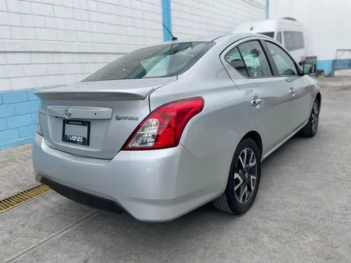 Nissan Versa 1.6 Advance At