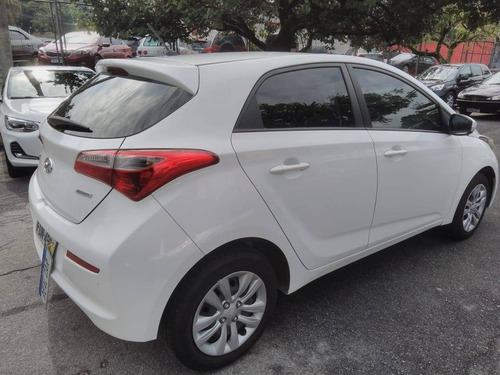 Imagem 3 de 9 de Hyundai Hb20 1.6 Comfort Plus 16v Flex 4p Automático