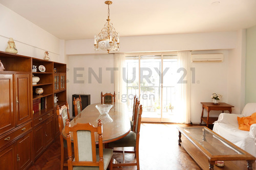 Departamento Venta 3 Ambientes Con Dep. Olivos Libertador.
