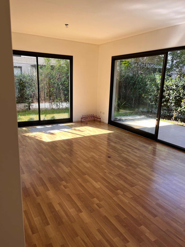 Espacio Las Lomas (dos Ambientes Dos Baños Jardín Cochera)