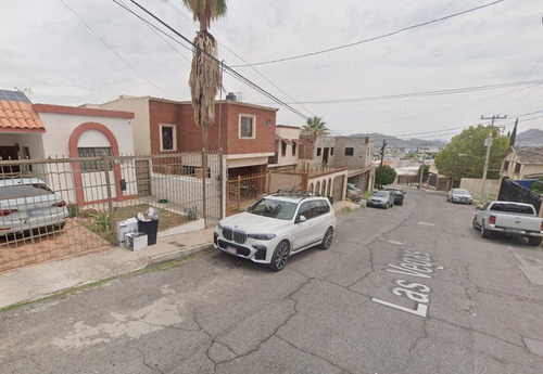 Casa En Remate Bancario Ubicada En Las Vegas , Campestre Iv Etapa, Chih. Sk04