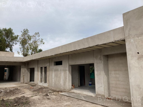 Venta - Excelente Casa A Estrenar En Sausalito - Bayugar Negocios Inmobiliarios