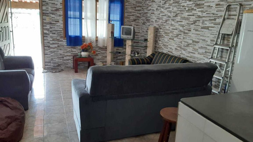 Imagem 9 de 12 de Casa À Venda A 800 M Da Praia Em Itanhaém. 1281
