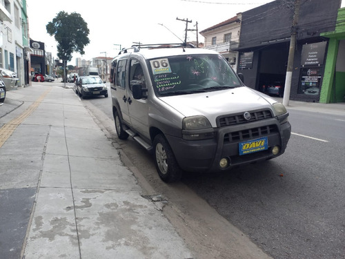 Imagem 2 de 9 de Fiat Doblo