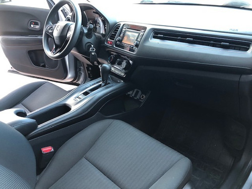 Imagen 17 de 20 de Honda Hr-v 2017 1.8 Lx 2wd Cvt Vtv 75.000 Kms Todos Los Serv