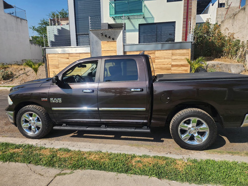 Ram 1500 Pick-up 2017 Bighorn Doble Cab. 4x4