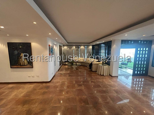 Amplio Apartamento En Alquiler En Alto Hatillo #25-13619 Josmary Sanjuan