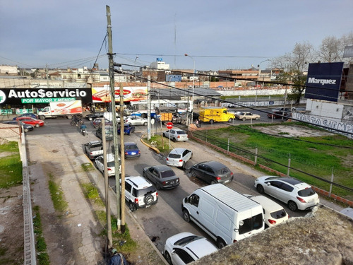 Imagen 3 de 15 de Edificio Comercial Laferrere Centro Media Cuadra De Estacion 2 Locales Y 3 Departamentos