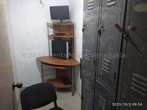 Alquiler Local Casa Comercial, El Paraiso Caracas, Mls 24-21435