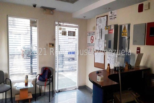 Imagen 2 de 14 de Edificio En Alquiler, Galpon-deposito Y Oficinas Juan Villarroel 0416 6120354