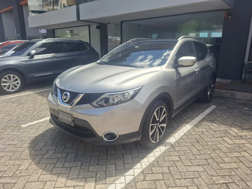 Nissan Qashqai 2.0l 4wd +2 4x4