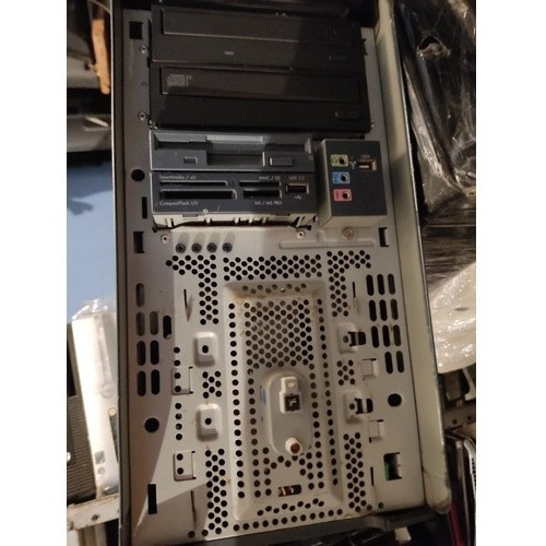 Cpu Hp Pavilion F617m Funcionando P4 1 Gb (Usado)
