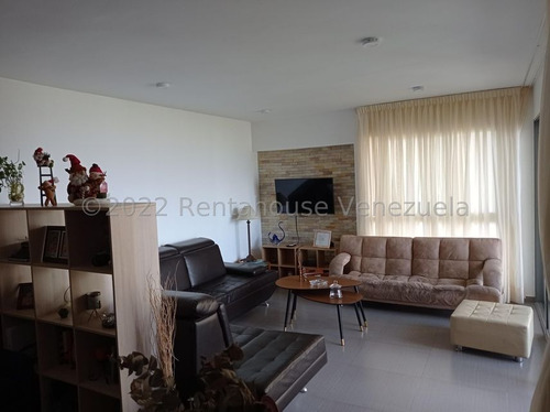 Imagen 3 de 16 de En Alquiler Bello Apartamento Alto Hatillo Mls #22-16554
