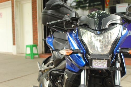 Rouser Ns 200