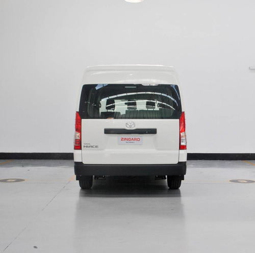 Toyota Hiace 2.8 Tdi Furgón 6at L2h2 3a 5p