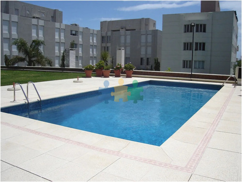 Apartamento 3 Dormitorios, Peninsula, Puerto, Alquiler En Edificio La Caleta - Ref : Eqp3367