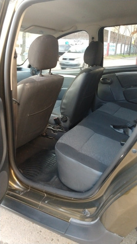 Imagen 12 de 15 de Renault Duster 1.6 4x2 Confort Plus 110cv 2013